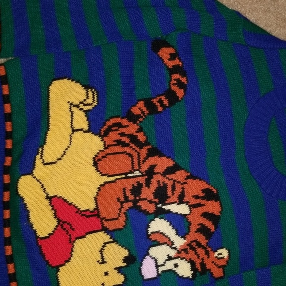 Vintage Windy the Pooh sweater - Picture 2 of 4